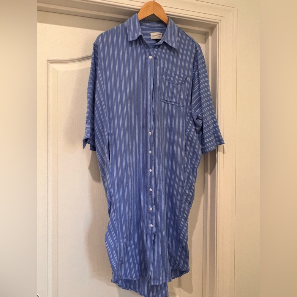 Universal Thread Blue Striped Midi Dress